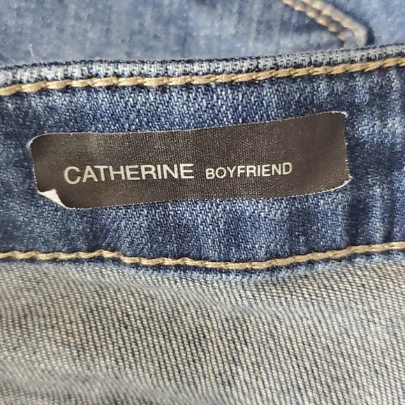 Kut from the Kloth Catherine Boyfriend Jeans 4 Distressed - Picture 6 of 8